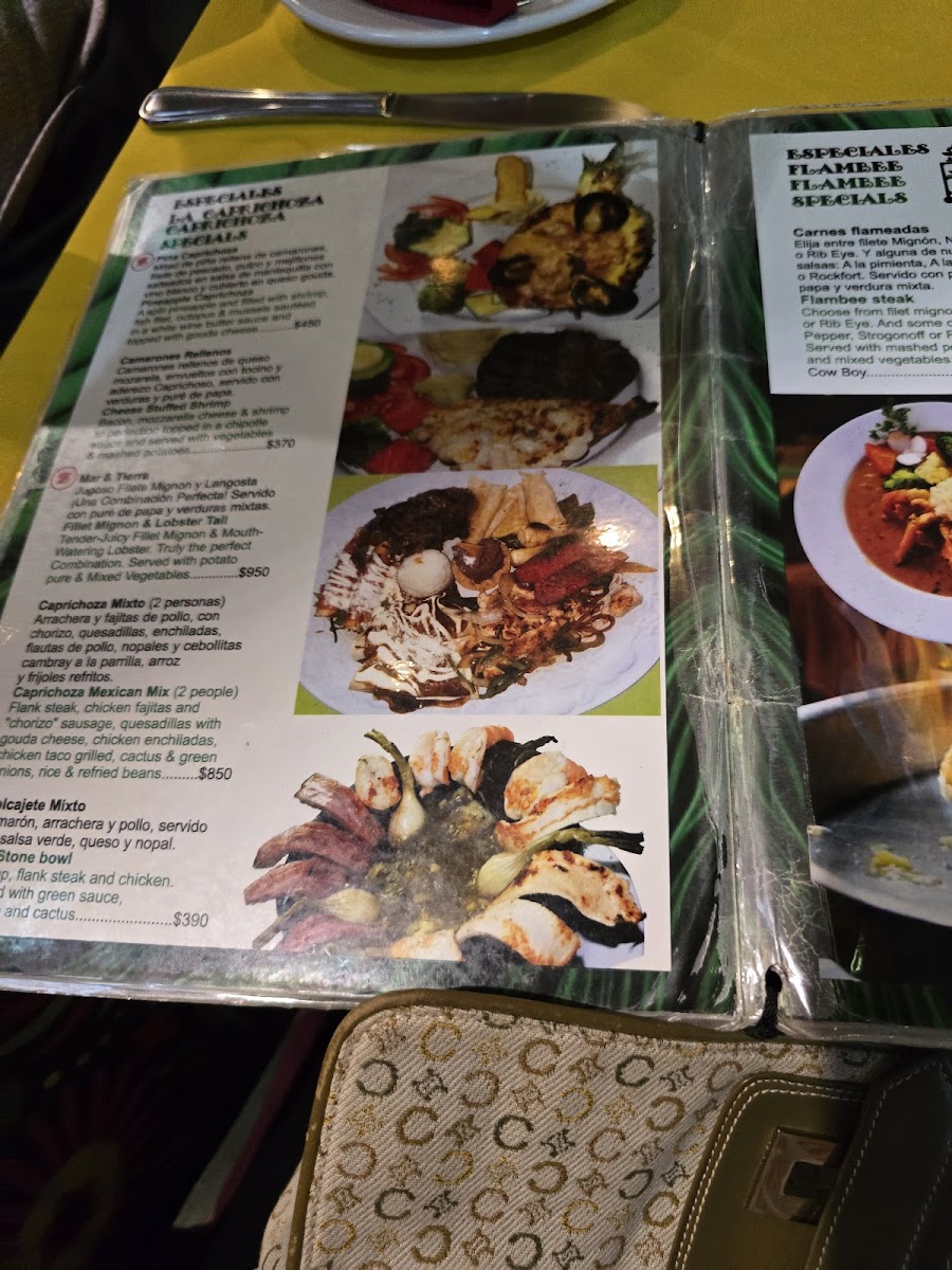 La Caprichoza Menu - Image 4